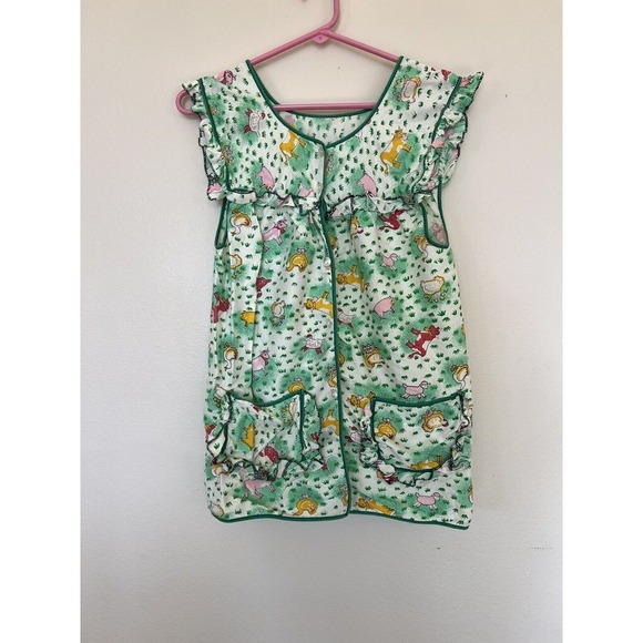 Other - Vintage handmade apron women's size medium chickens, pigs, cows, sheep